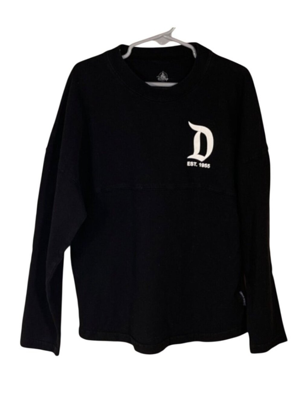 Disneyland Resort Child Spirit Jersey Size 5/6 Black White Puff Letter